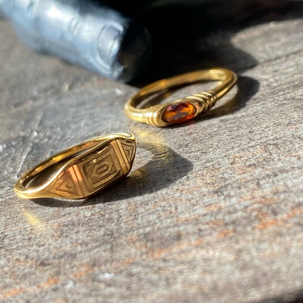 NEW Gold & Amber Ring Set - Picture 9 of 13
